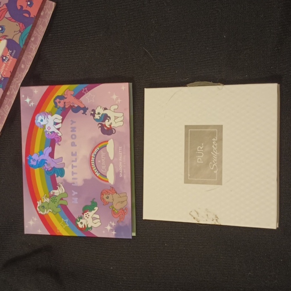 2 eyeshadow palettes NWOT
